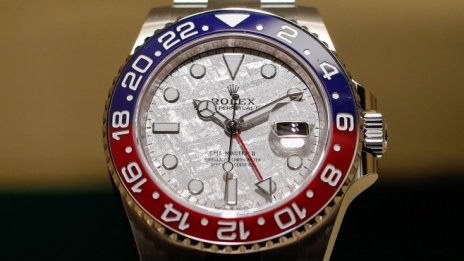 Недостигът на луксозни часовници продължава