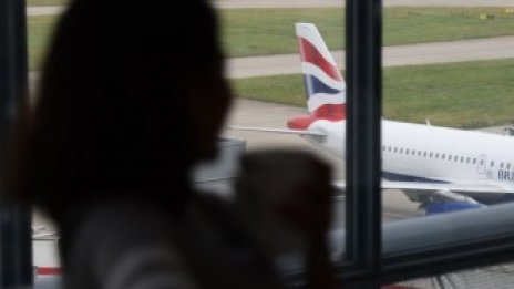 ЕП задължи авиокомпаниите да използват „зелено“ самолетно гориво от 2025 г.