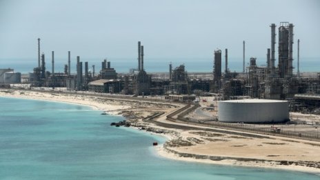 Saudi Aramco подписа договор за изграждане на нефтохимичен комплекс в Китай