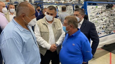 Правителството отпуска още средства за подкрепа на производството