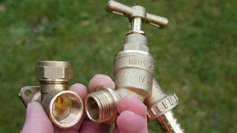 Ще започнат ли ресторантите да сервират безплатно вода?