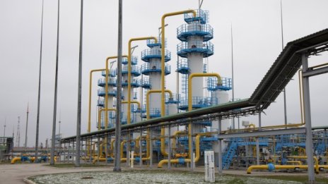 Русия може да изкара с една трета повече от енергиен износ тази година