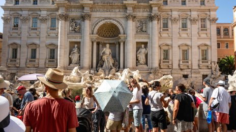 Кои са топ самолетните дестинации за българите по Великден?