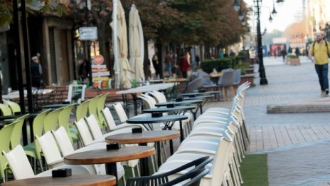 Държавни безвъзмездни помощи за хотелиерския сектор искат от бранша