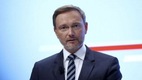 Германският кабинет готви данъчни облекчения за поне 30 млрд. евро