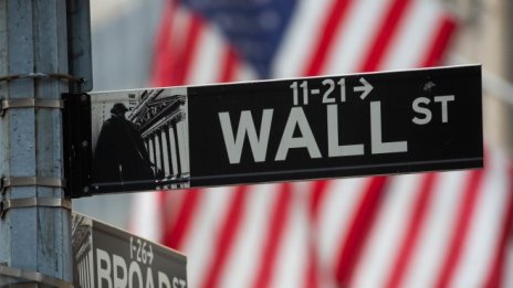 Ще продължат ли инвеститорите да вярват в Дядо Коледа?