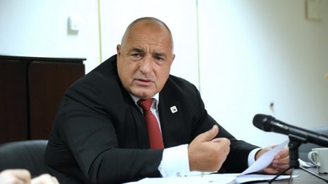 Борисов разпореди да има изнесени пунктове за прегледи пред всяка болница