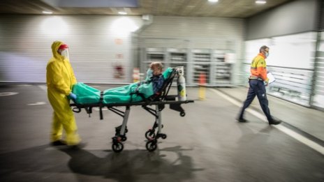 Случаите на заразени с Covid-19 в Източна Европа достигнаха рекордни нива