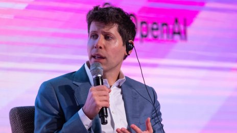 OpenAI проучва възможностите сама да прави чиповете си