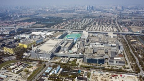 Китай засилва мощта на своята индустрия за чипове с помощта на санкциите на САЩ