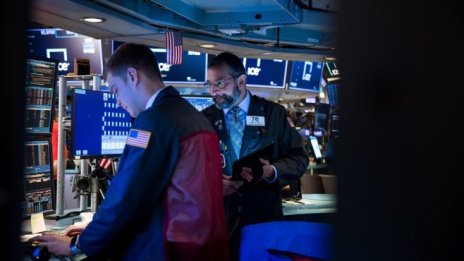 Бягството в света на облигациите се задълбочава