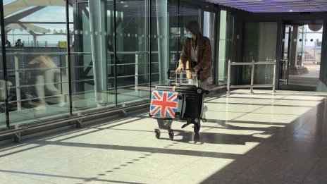 Европа подновява рестрикциите за пътуване