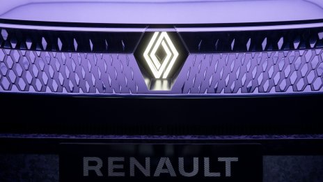 Renault се готви да листне своя електромобилен бизнес догодина