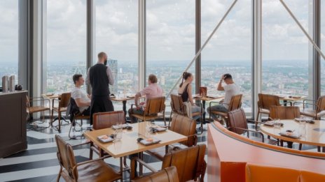 Инфлацията във Великобритания остава над целта на АЦБ и през септември