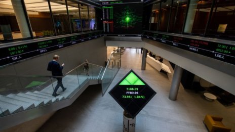 Индустриалната активност обнадежди европейските пазари