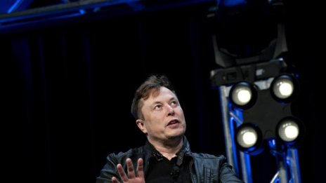 С 6,1 млрд. долара за ден Илон Мъск вече е по-богат от Уорън Бъфет