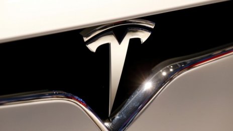 Продажбите на Tesla в Китай са се свили със 70% през октомври
