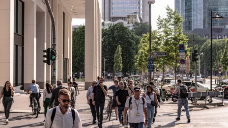 Дългът на Европа нараства рекордно бързо през септември