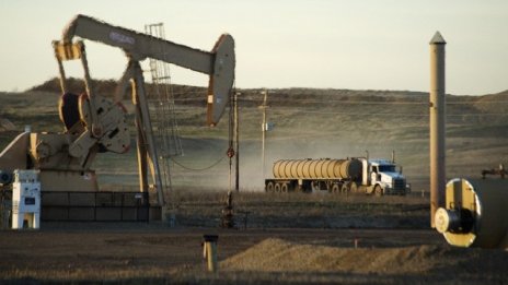 Със или без сделка - разговорите за замразяване на добива на петрол носят резултати