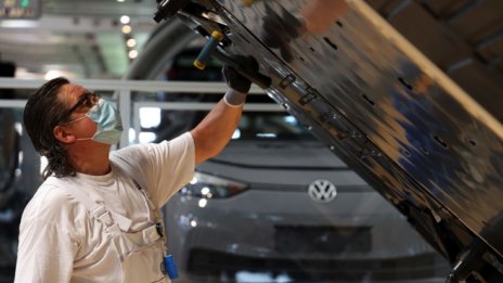 Ръстът в промишленото производство на еврозоната надмина очакванията