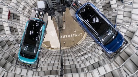 Продажбите на автомобили на Volkswagen паднаха на нивото отпреди 10 години