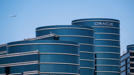Oracle вече ще се управлява от двама нови съизпълнителни директори