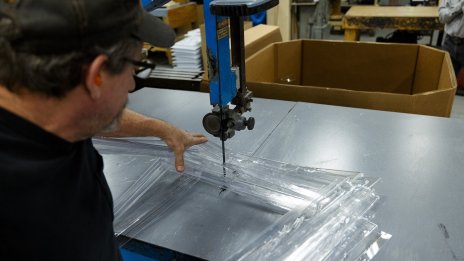 Индустрията подкрепя целта на ЕК за 25% съдържание на рециклирана пластмаса в колите