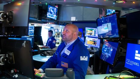 Охлаждането на инфлацията в САЩ оцвети в зелено щатските индекси