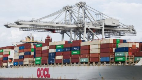 Търговският дефицит на България се сви с 40% в края на октомври