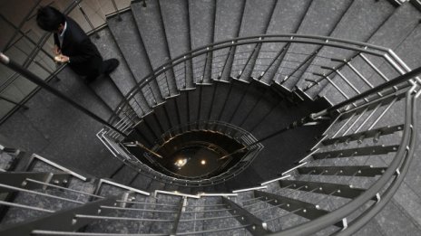 Кой ще спечели битката за талантите?