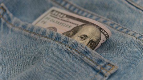 Парите купуват време, показва последният експеримент с безусловен базов доход