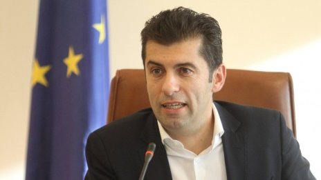Премиерът: Работим усърдно да няма остър скок в цените на тока след мораториума