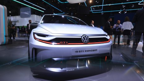 Volkswagen преговаря с Renault за разработка на съвместен евтин електромобил