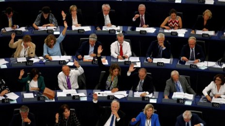 ЕП направи първа стъпка към лишаване от глас на Унгария