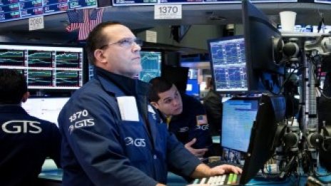 Wall Street започва сесията със силен ръст, Dow Jones прибавя над 600 пункта*