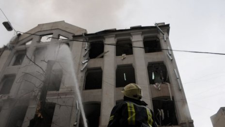 Русия засилва бомбардировките на далечни разстояния на украинските градове