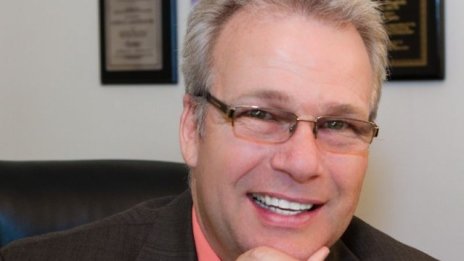 Комбинация от държавна регулация и саморегулация на имотния пазар ще работи в България