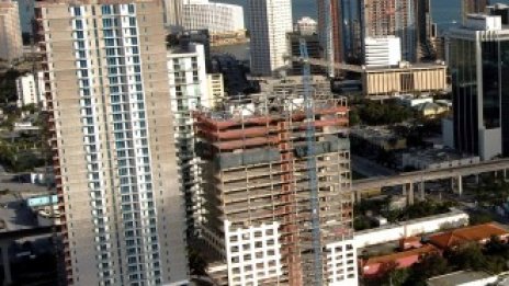 Ръководители на хедж фондове продават имоти в Манхатън и се местят във Флорида