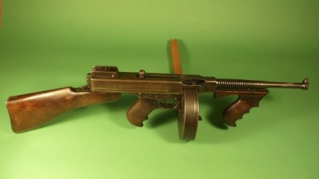 210 000 долара бяха платени за огнестрелни оръжия на Бони и Клайд 