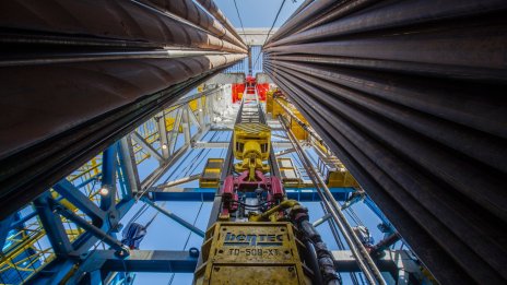 Приходите от петрол и газ на Русия са се сринали с една четвърт през юни