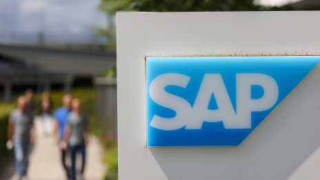 Търсенето на AI донесе 25% ръст на приходите на SAP от облачни услуги