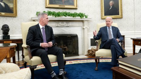 САЩ се доближават до сделка за държавния дълг, но има още въпроси за изглаждане