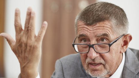 Бившият чешки премиер Андрей Бабиш се изправя в оспорвана битка за президентския пост