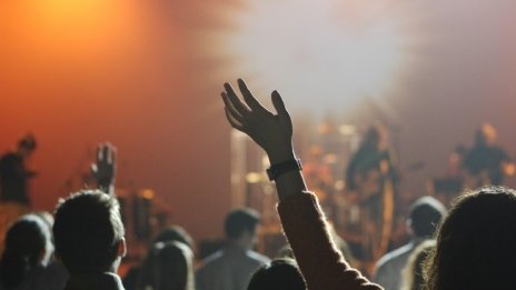 37% от световното население очаква по-добра година, но всеки четвърти е песимист