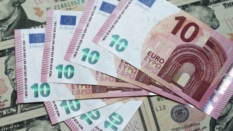 Външният дълг на България расте с 0,3% на годишна база през октомври