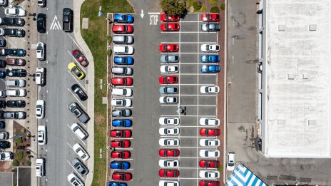 Honda отчита първа загуба за последните седем тримесечия заради буксуването в Китай