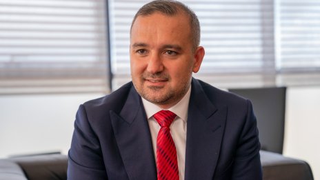 Гуверньорът на турската централна банка иска да сложи край на спекулациите за ранно намаляване на лихвите