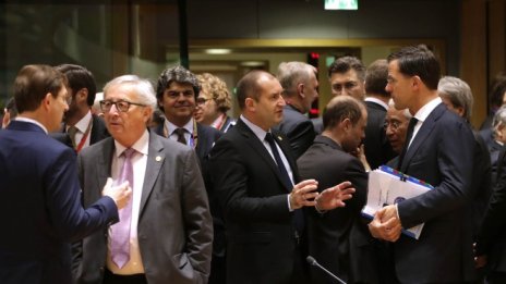 След като подкрепи СЕТА в Брюксел, Радев дава споразумението на КС