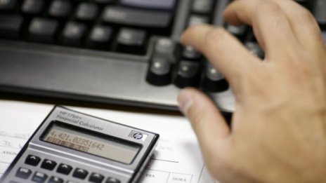 Износът на ЕС и еврозоната продължава да се свива през януари