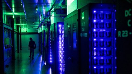 Цената на биткойна е силно волатилна, като инвеститорите стават по-предпазливи